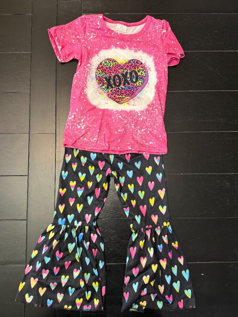 Girls 3T XOXO Heart Outfit Set Pink Top Rainbow Bell Bottom Pants